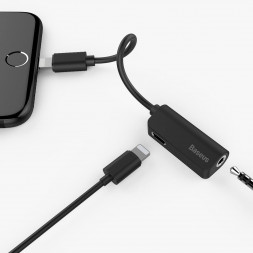 Адаптер Baseus L32 IP Male to 3.5 mm + IP Female Adapter Black